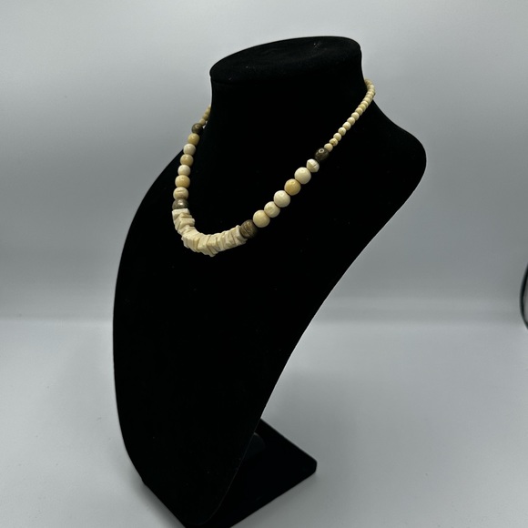 Vintage 60s Bone and Horn Bead Necklace, Brass Hardware - Picture 5 of 5